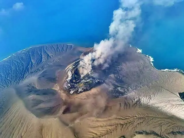 Gunung Anak Krakatau Belum Selesai Beraktivitas, Kembali Erupsi pada Kamis Pagi — News