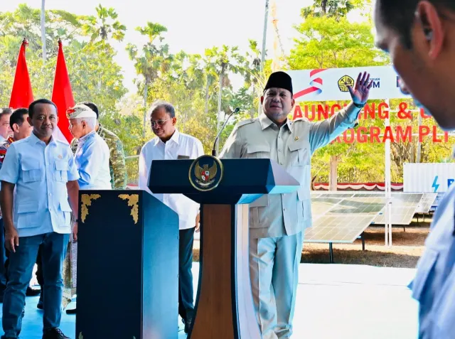 Prabowo Tegaskan Komitmen Pemerintah Berantas Suap dan Korupsi, Siap Berjuang Bersama Rakyat — Nasional