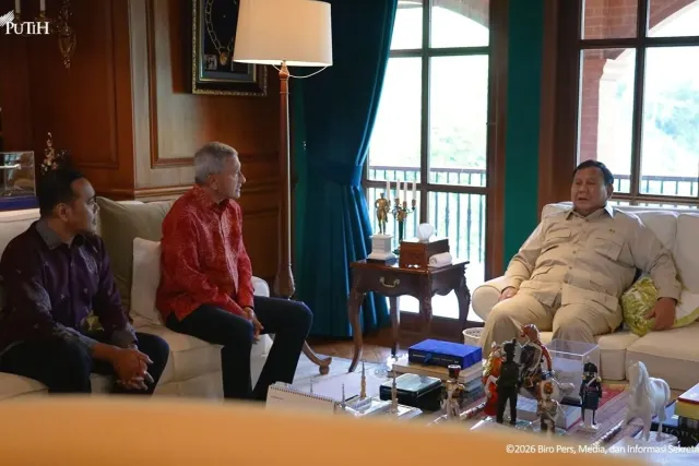 Momen Prabowo Terima Menlu Singapura di Hambalang — Nasional