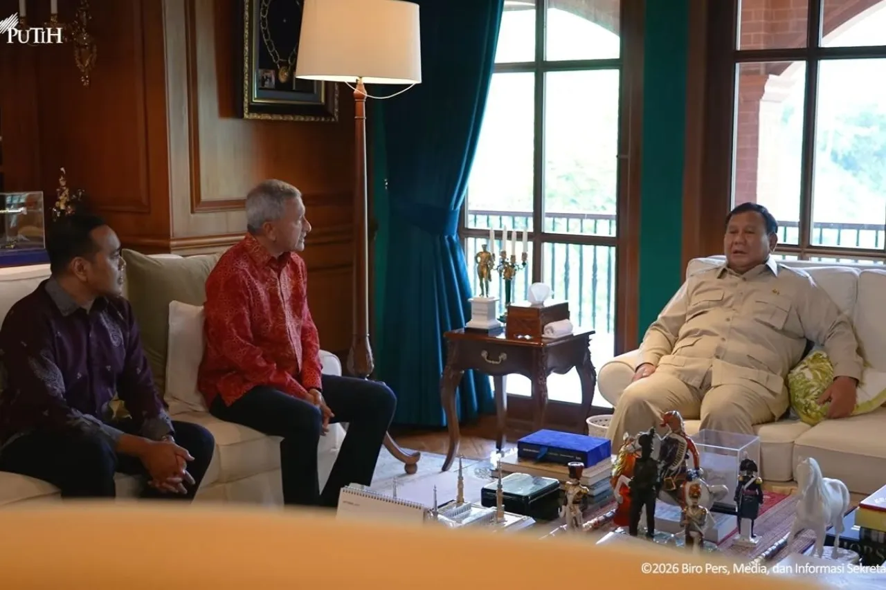 Momen Prabowo Terima Menlu Singapura di Hambalang — Nasional